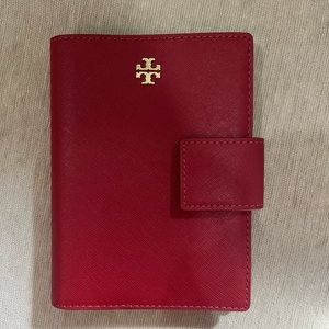 Tory Burch Passport holder/wallet